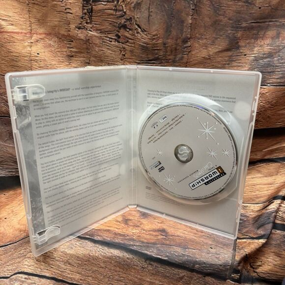Integrity's iWorship Christmas A Total Worship Experience Resource System DVD - Picture 3 of 8